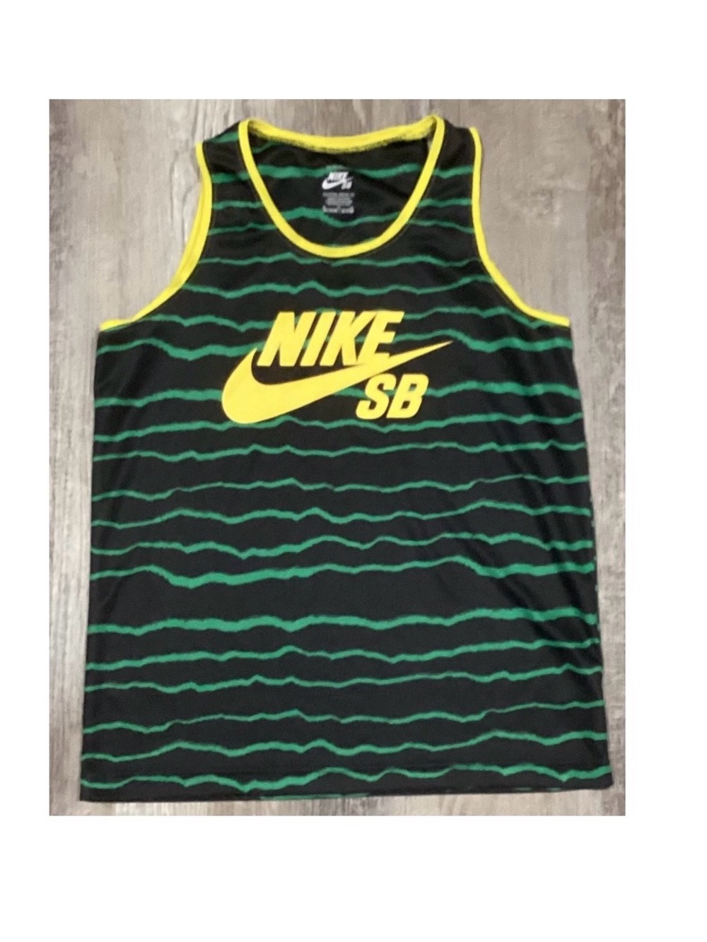 Boys Nike SB Tank Top Size XL
